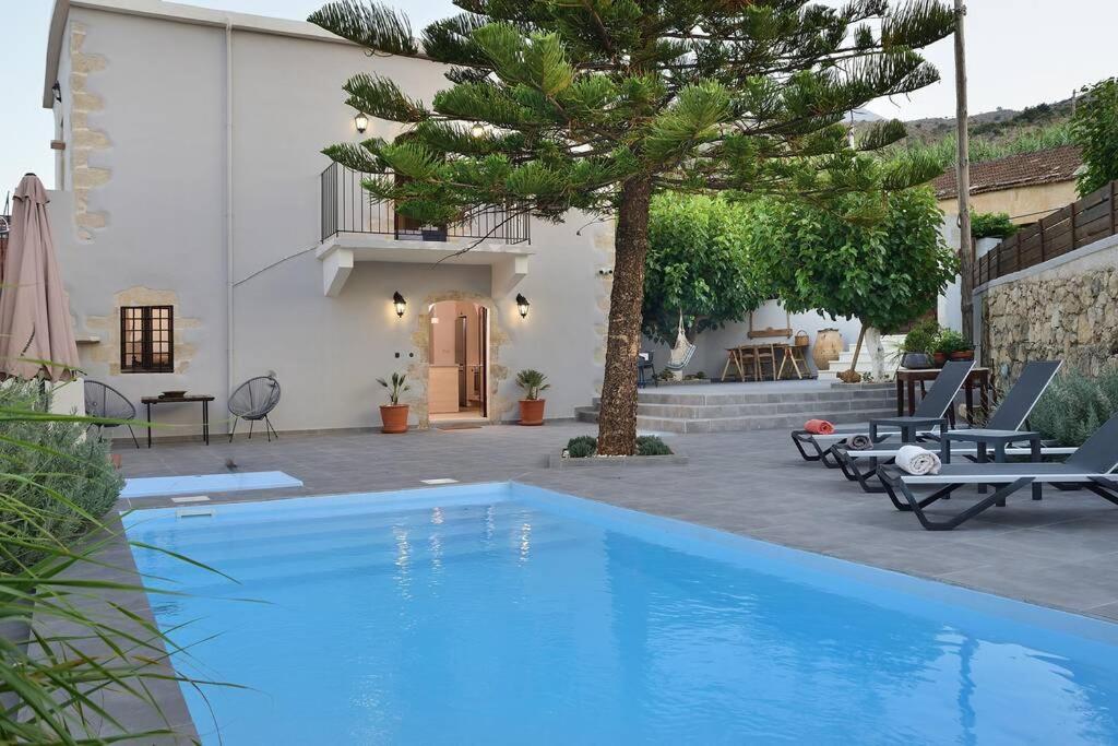 Villa Christini A Luxury Villa With Amazing Views Tzitzifes Екстер'єр фото