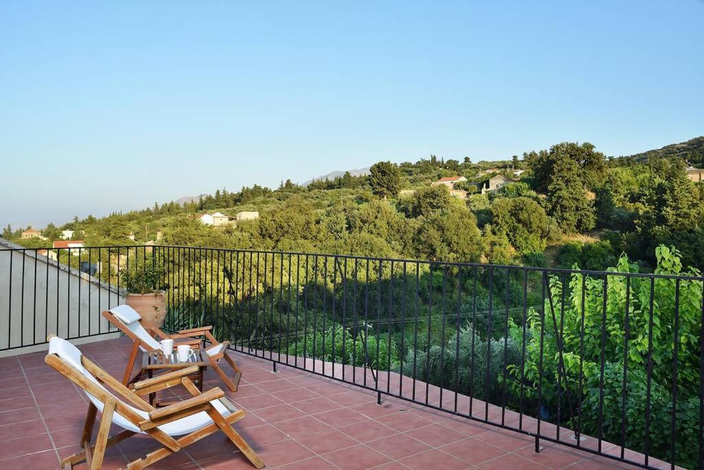 Villa Christini A Luxury Villa With Amazing Views Tzitzifes Екстер'єр фото